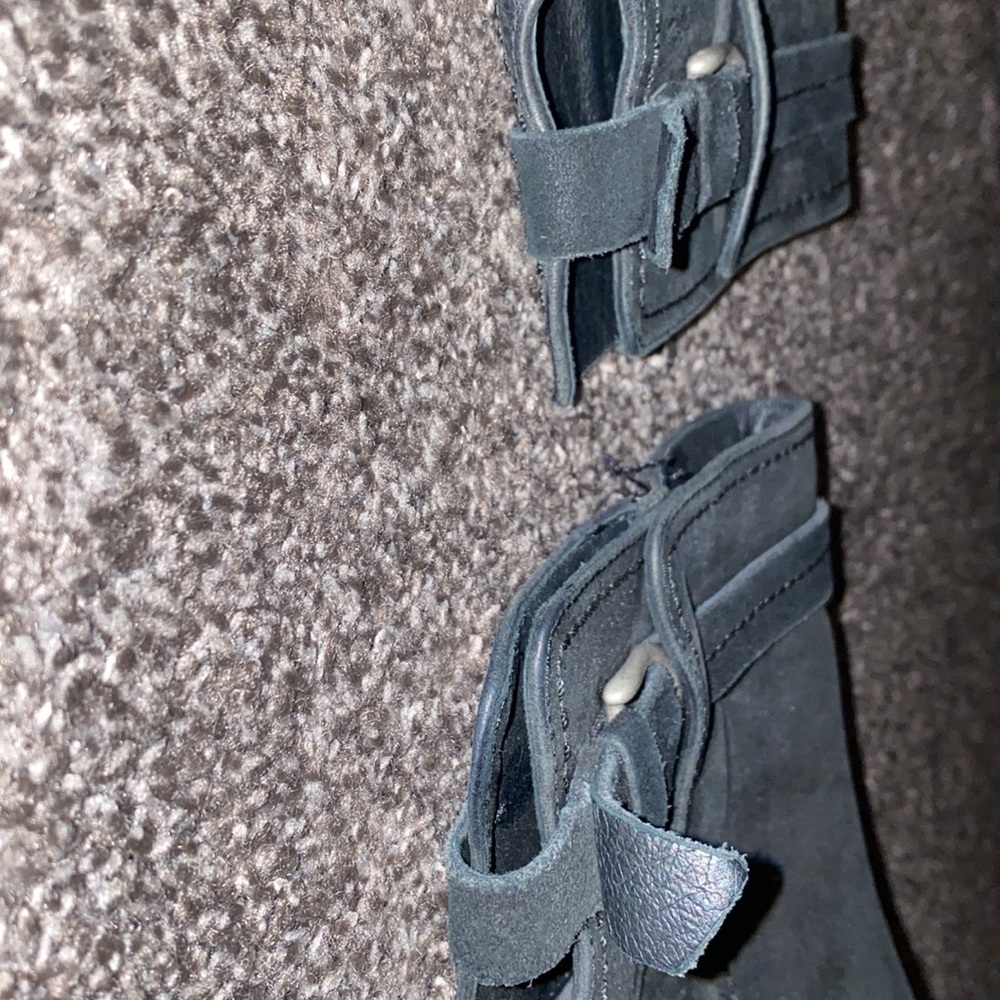 UGG Riding Boots - Picture 4 of 7
